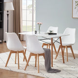 Chaises Blanches et Bois Scandinaves