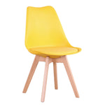 Chaises Jaunes Scandinaves